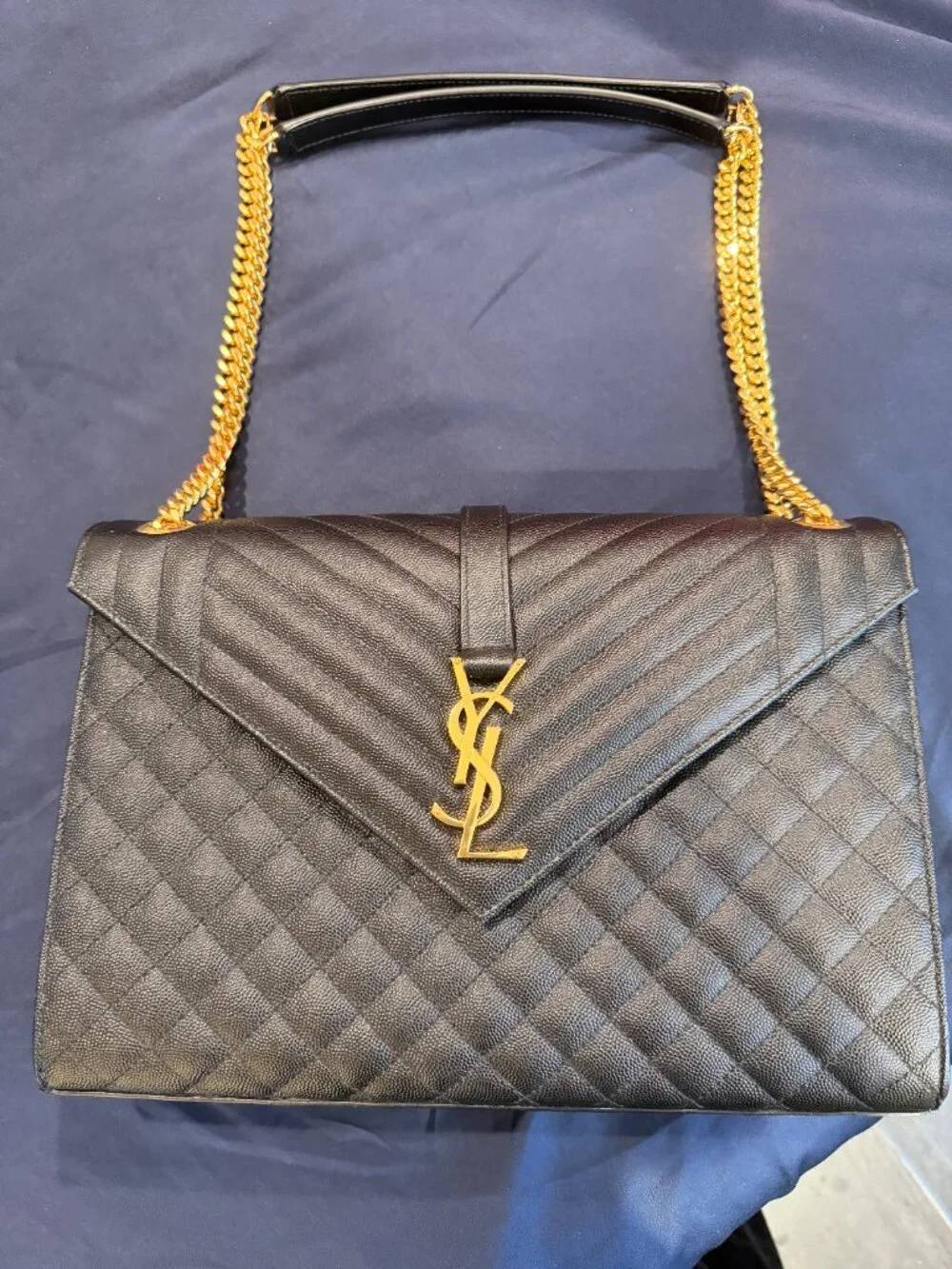 ENVELOPE LARGE IN QUILTED GRAIN DE POUDRE EMBOSSED LEATHER